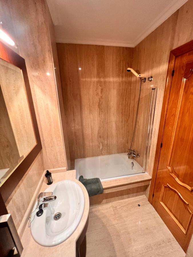 Apartamentos San Martin Ourense Centro 1 Eksteriør billede